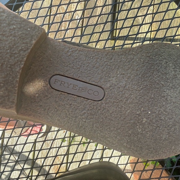 FRYE AND CO. ILISHA BLACK SIDE ZIP STACKED HEEL ANKLE BOOTIES BOOTS SZ 9 - Picture 9 of 10